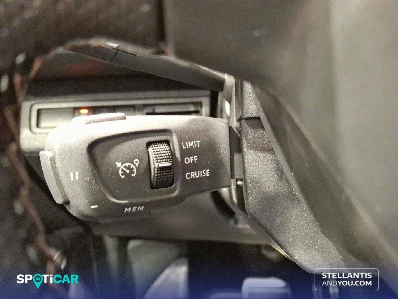 Foto Peugeot 5008 15