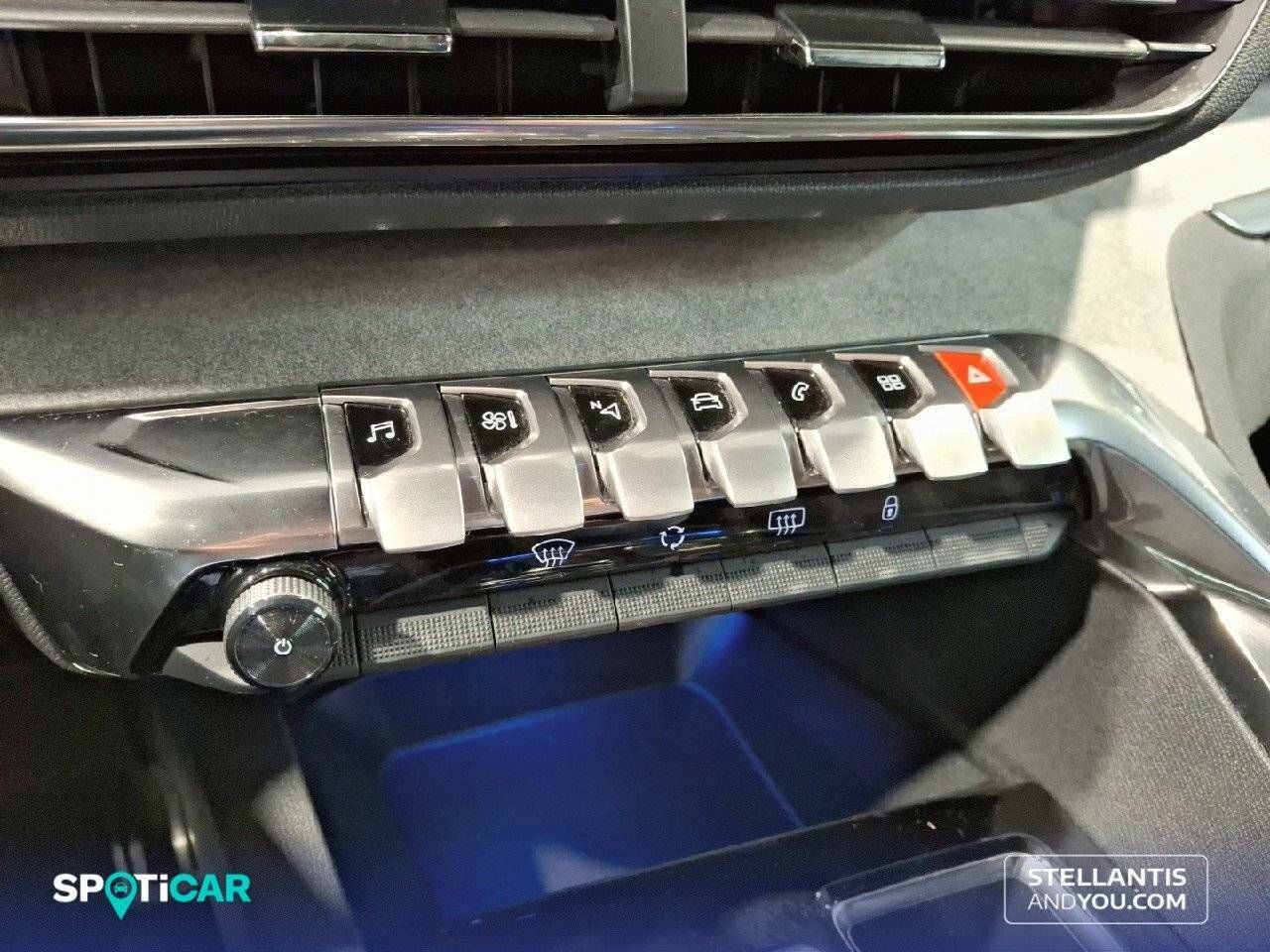 Foto Peugeot 5008 21