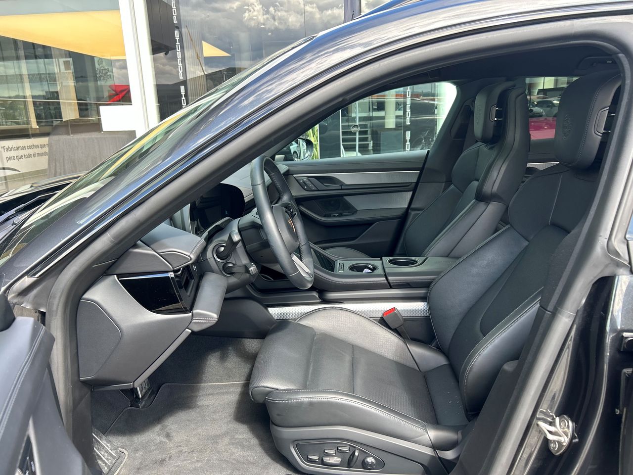 Foto Porsche Taycan 9