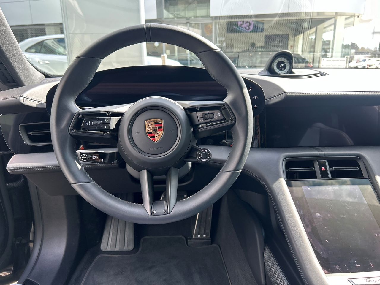 Foto Porsche Taycan 17