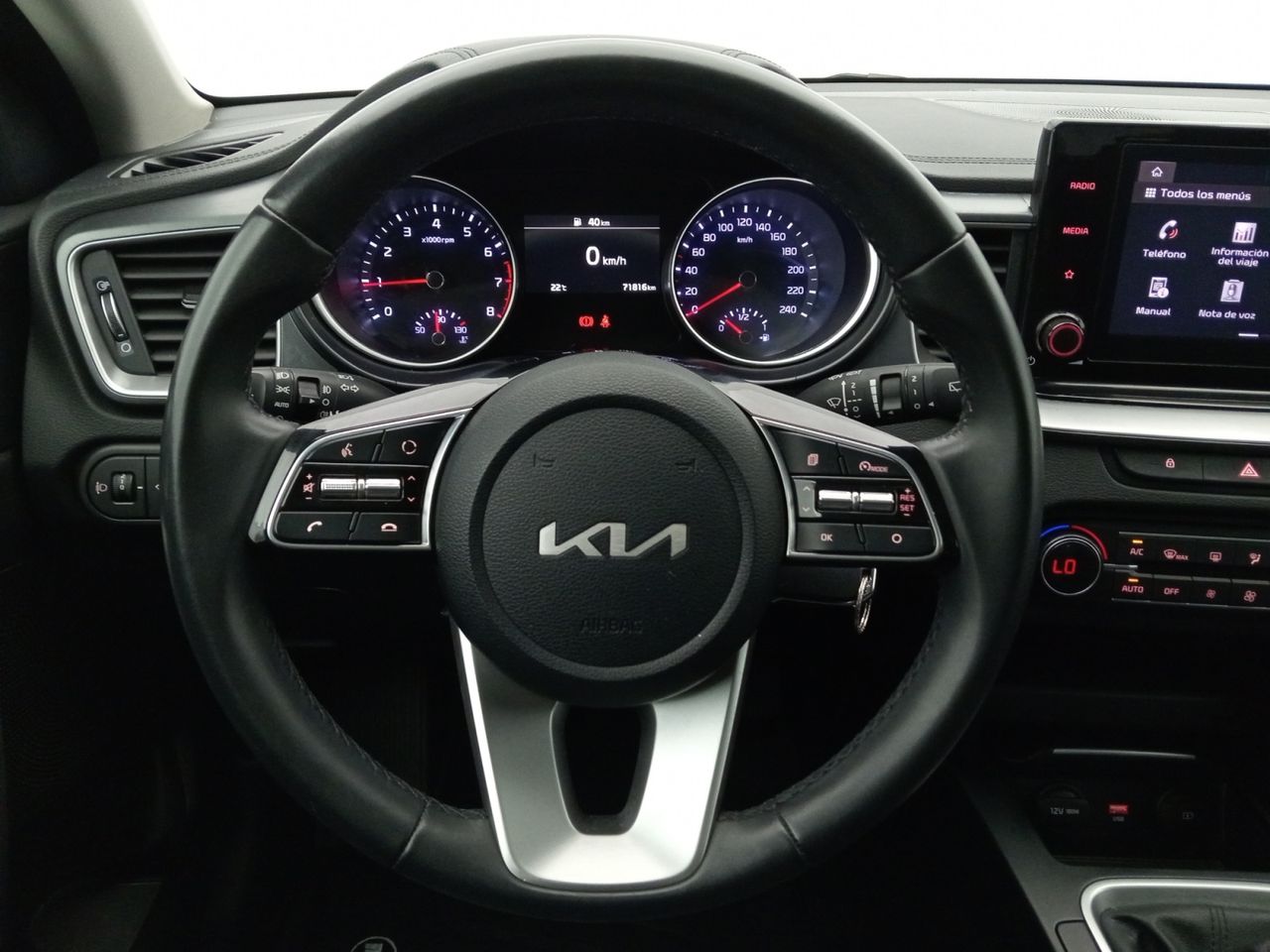 Foto Kia XCeed 7