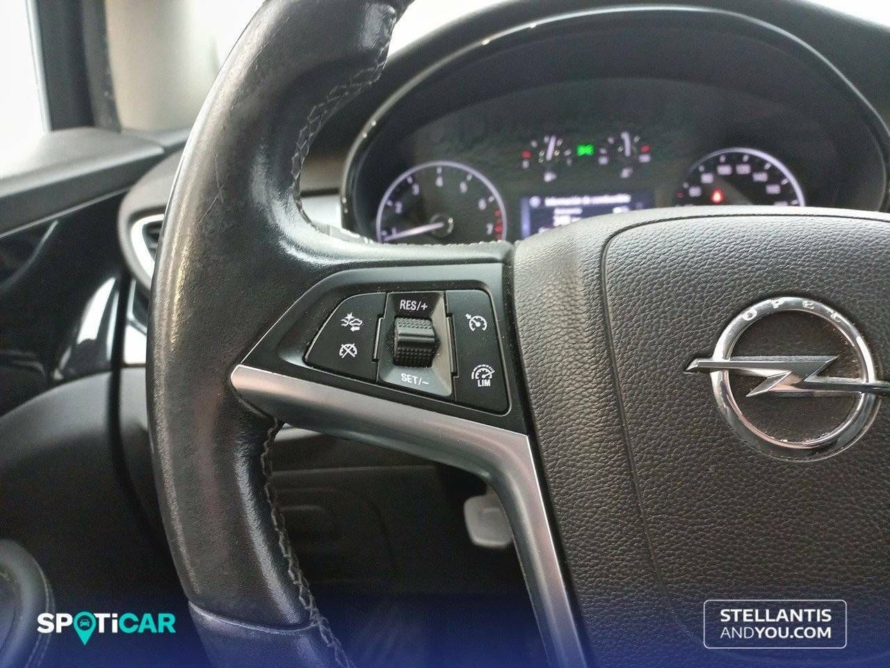 Foto Opel Mokka X 19