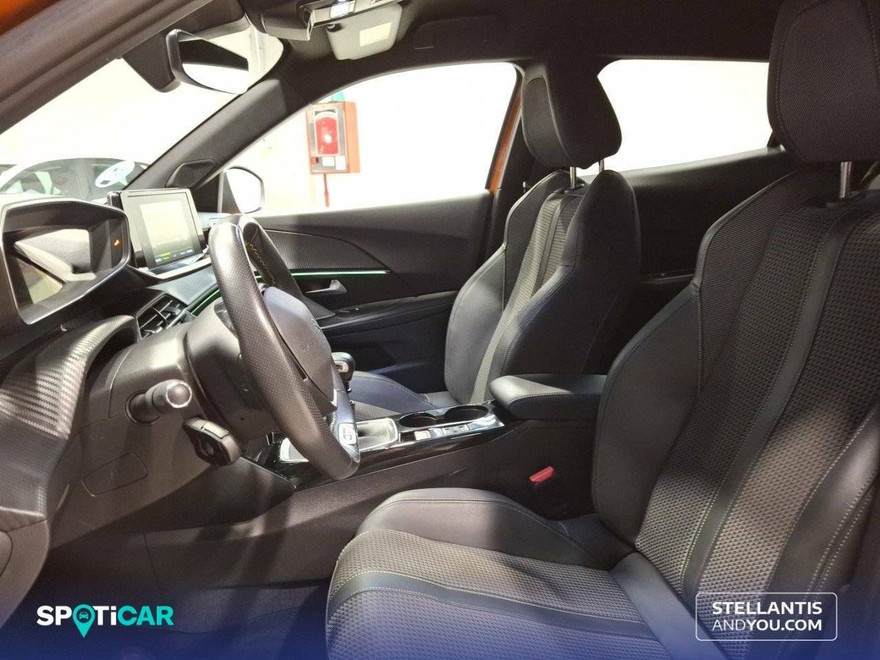 Foto Peugeot 2008 9