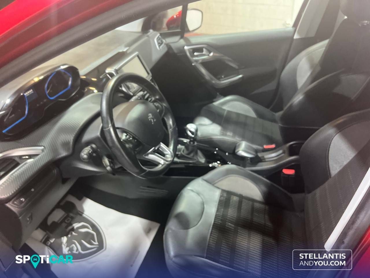 Foto Peugeot 2008 9