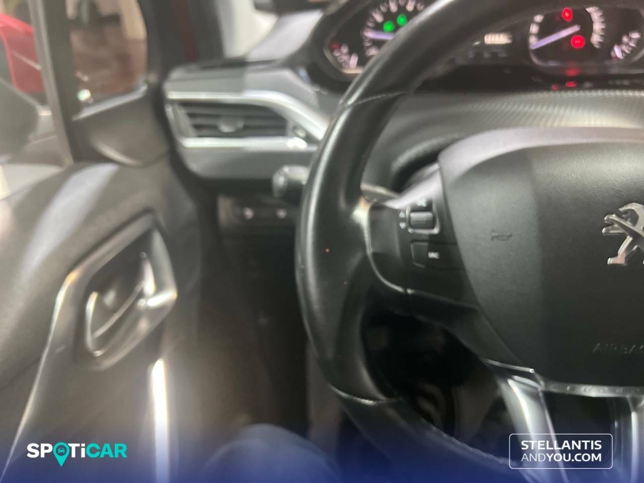 Foto Peugeot 2008 14