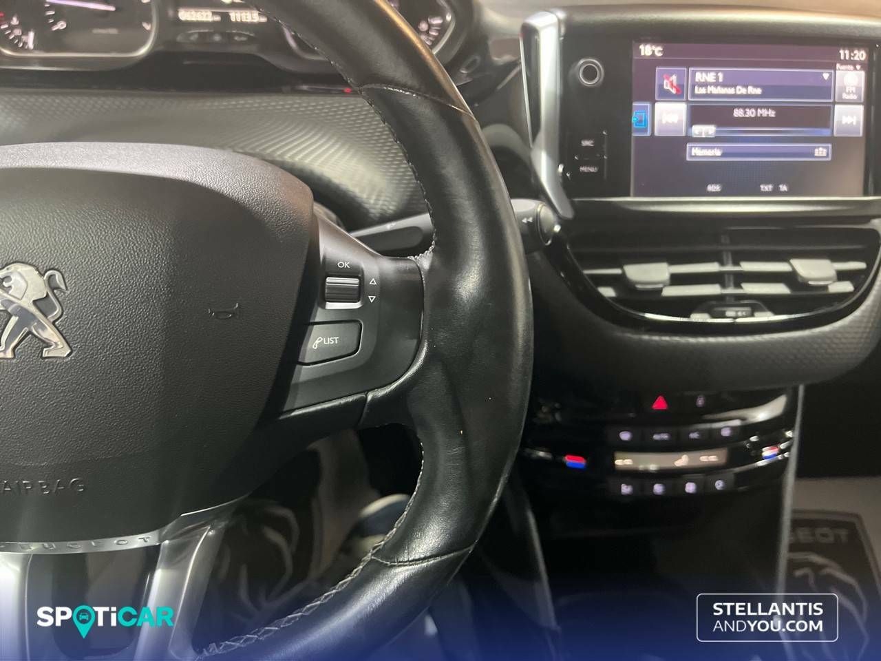 Foto Peugeot 2008 15