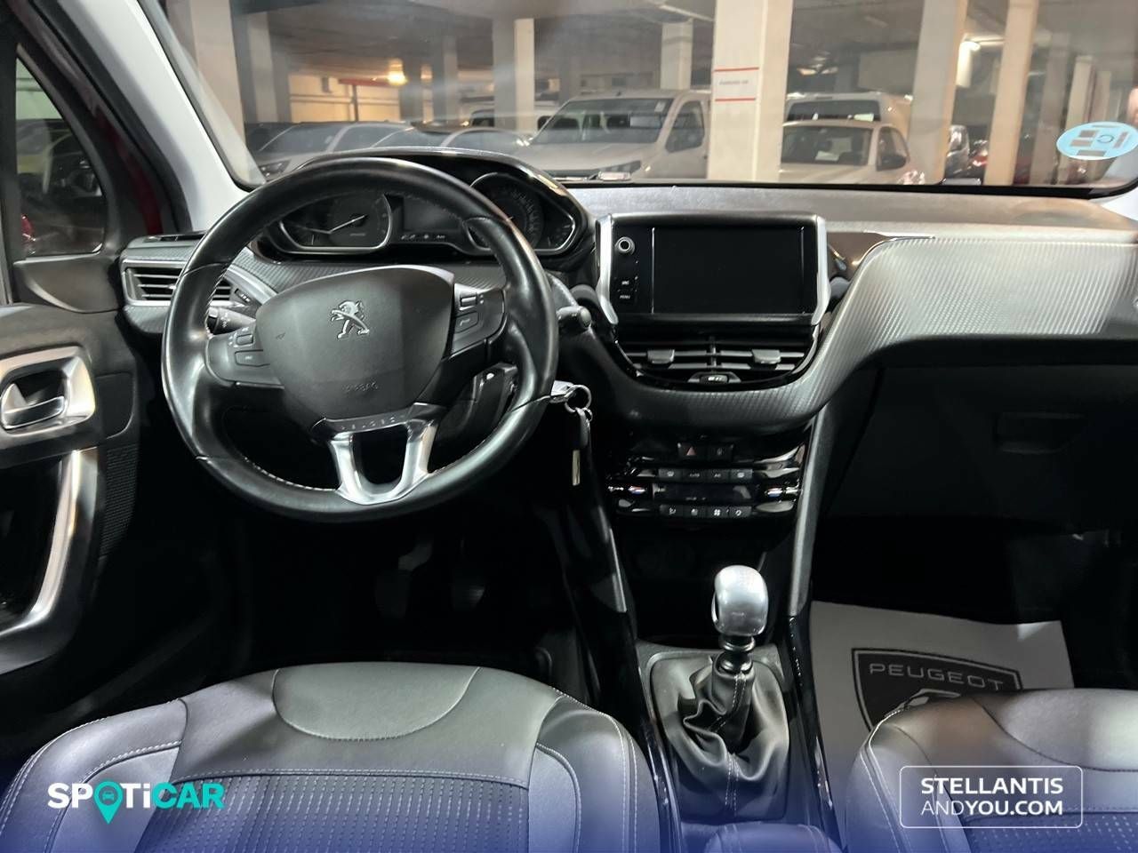 Foto Peugeot 2008 8