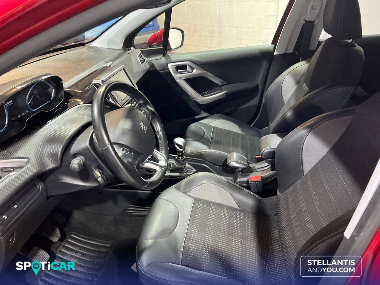 Foto Peugeot 2008 9