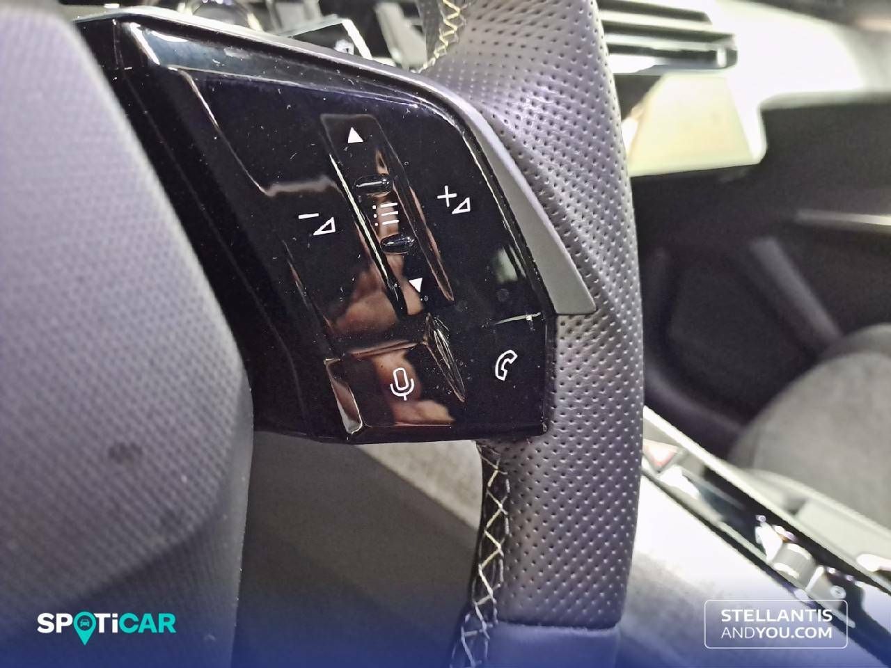 Foto Peugeot 5008 16