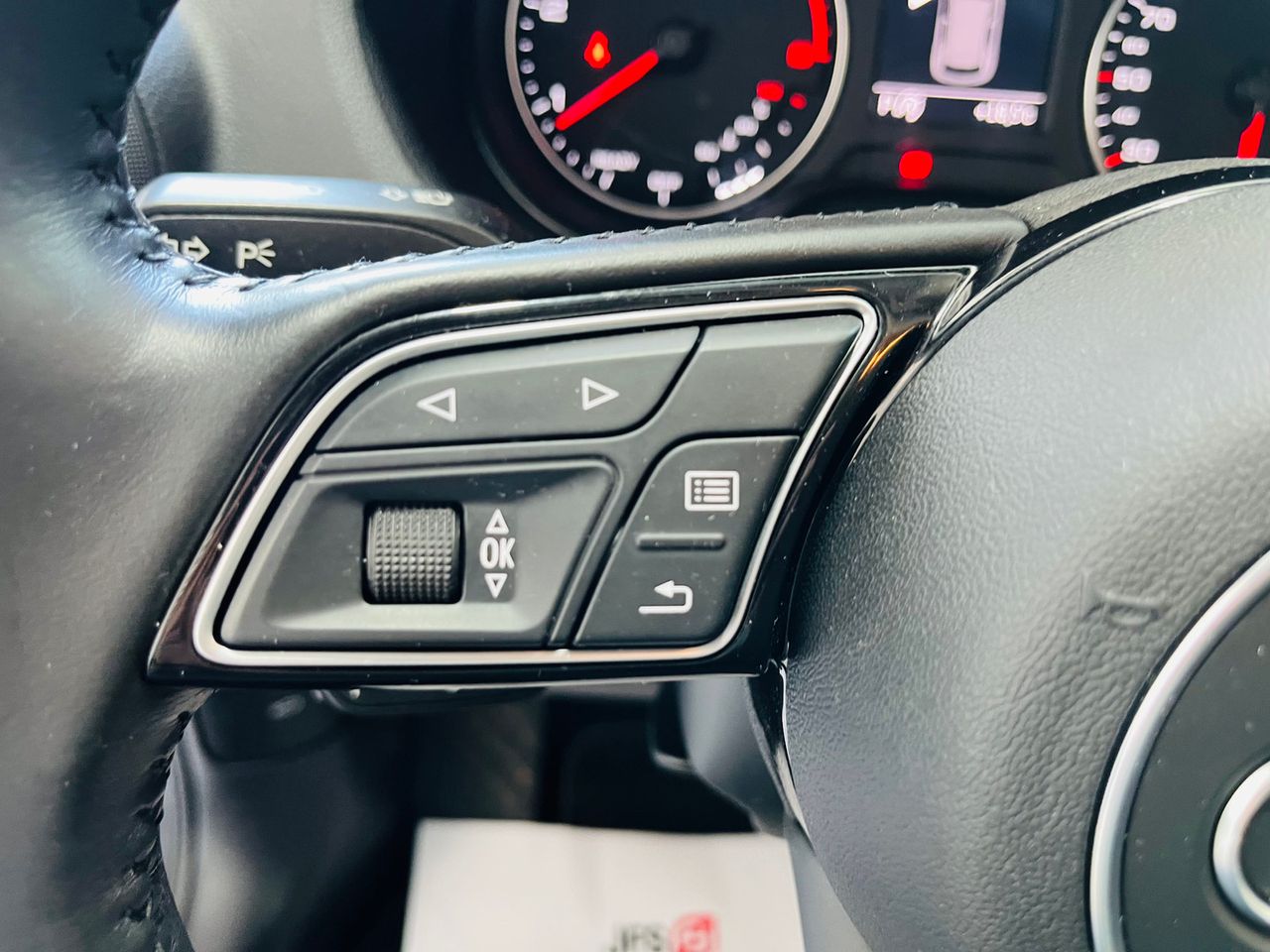 Foto Audi Q2 11