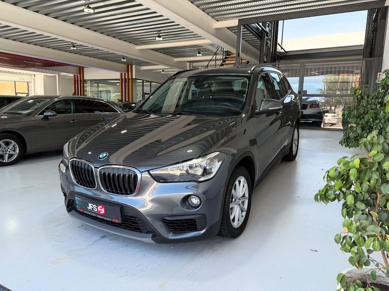Foto BMW X1 4
