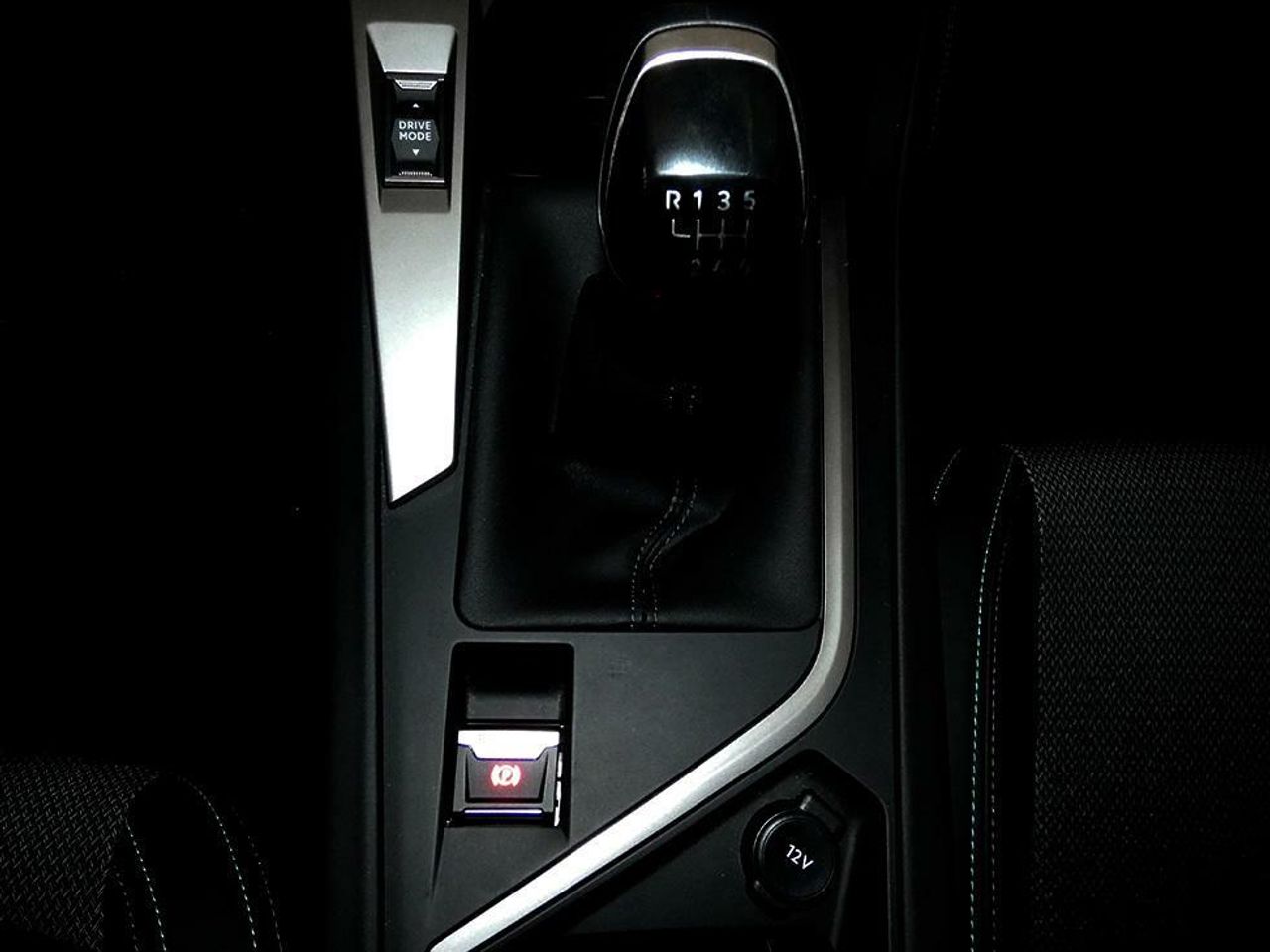 Foto Peugeot 308 9