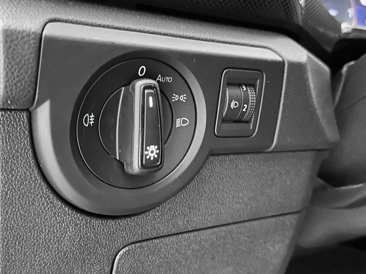 Foto Volkswagen T-Cross 17
