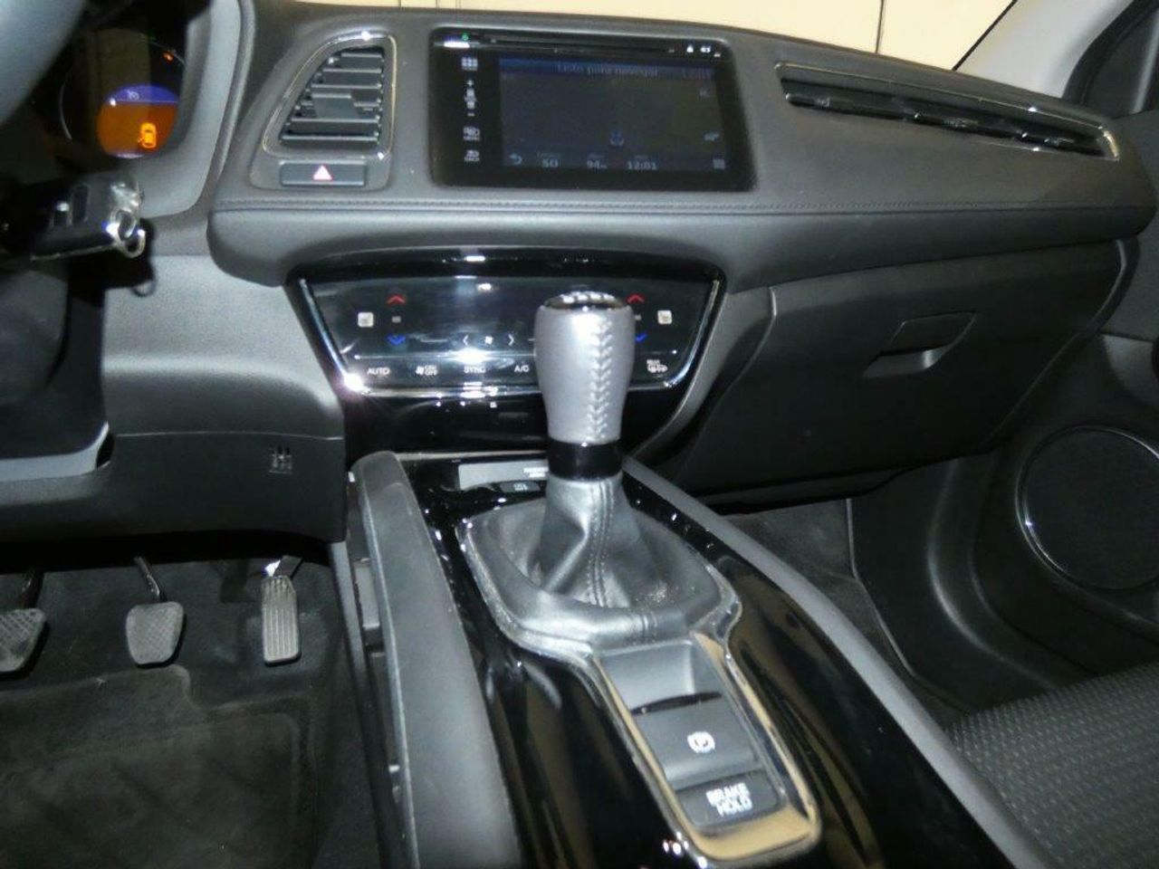Foto Honda HR-V 14