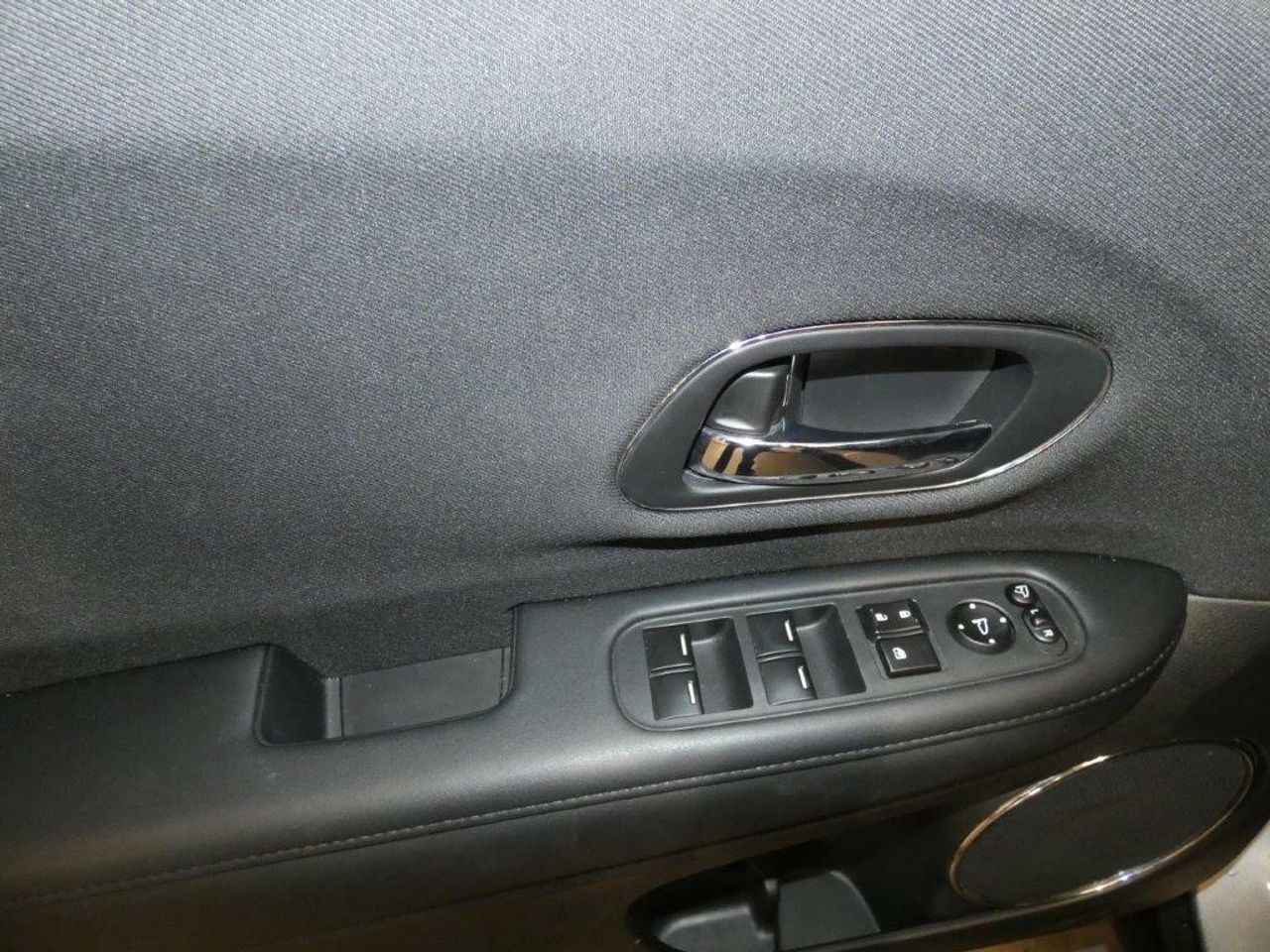 Foto Honda HR-V 16
