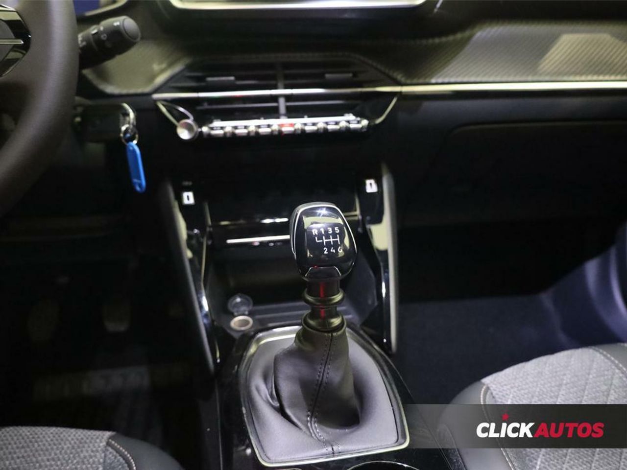 Foto Peugeot 2008 14