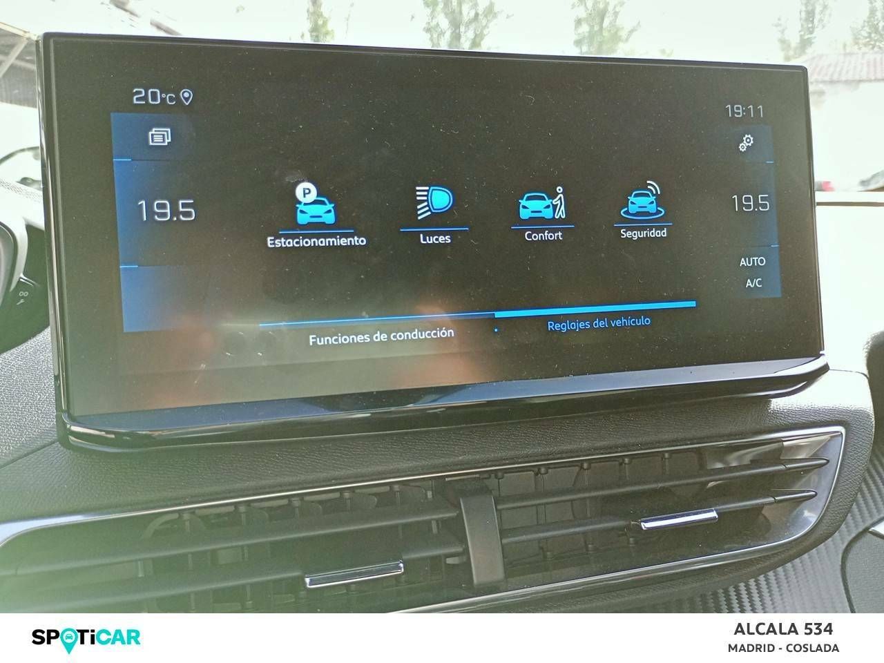 Foto Peugeot 5008 21