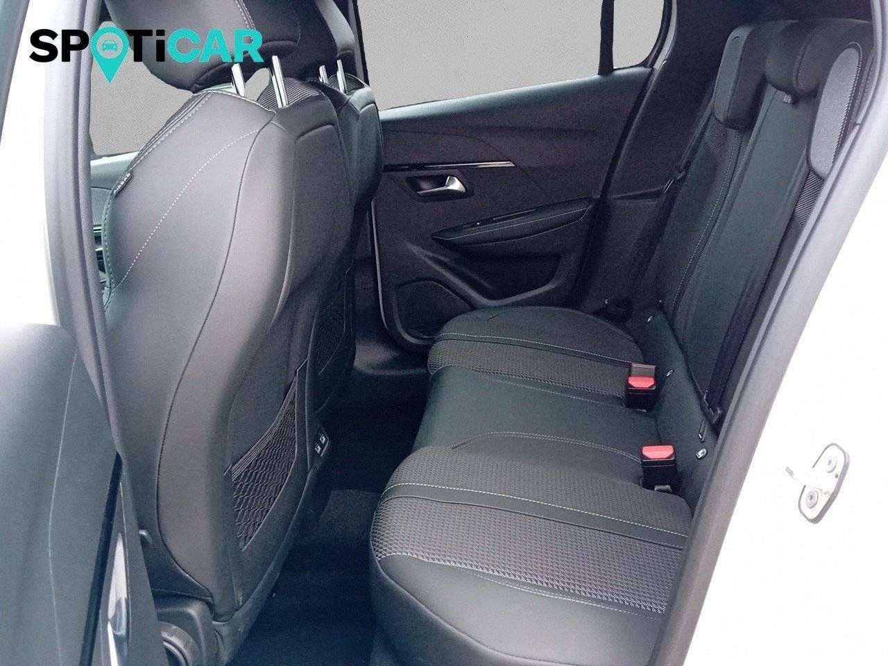 Foto Peugeot 208 12