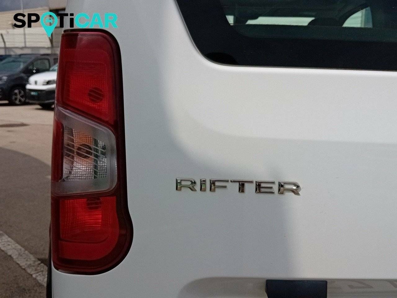 Foto Peugeot Rifter 17