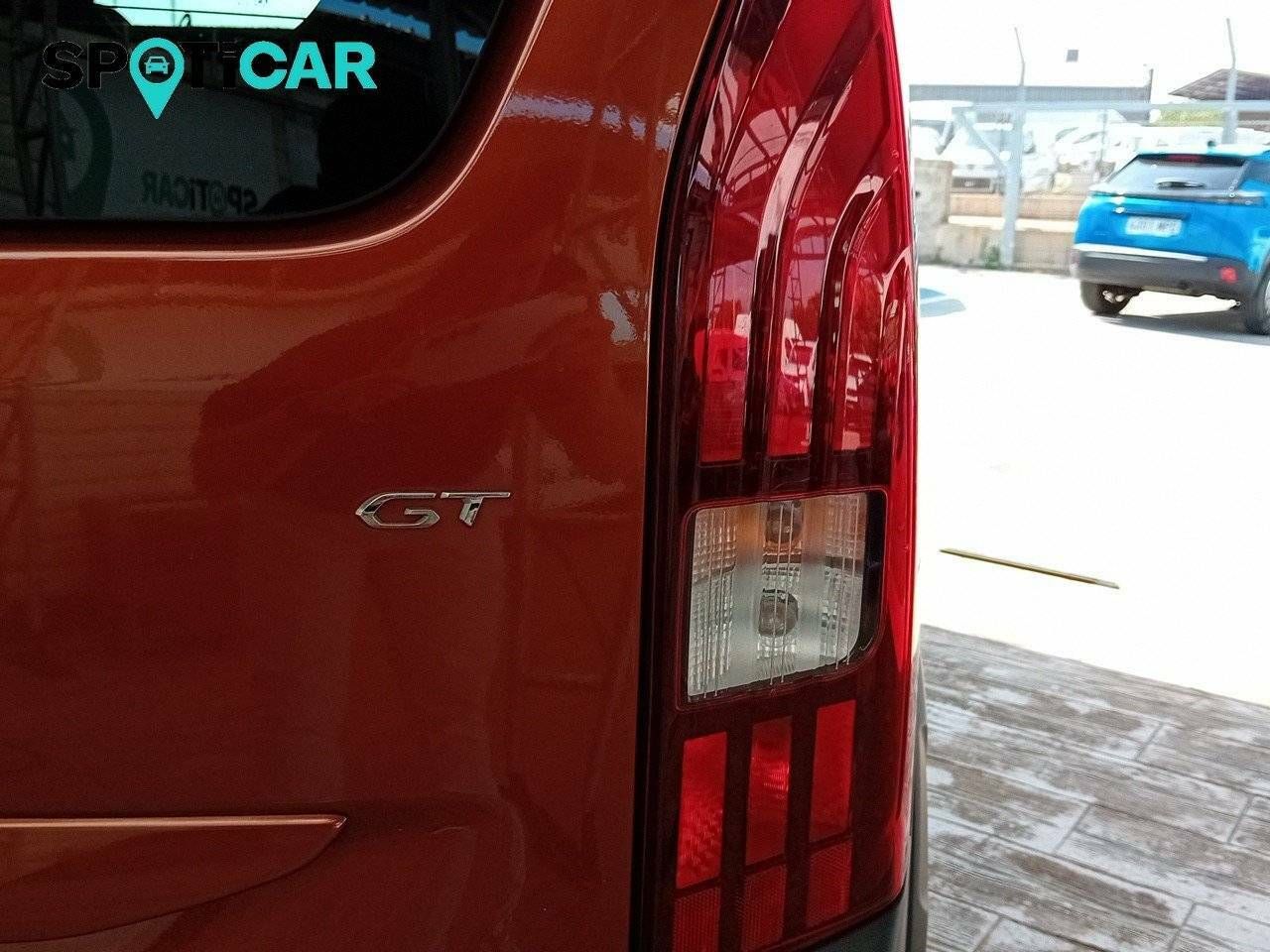 Foto Peugeot Rifter 17