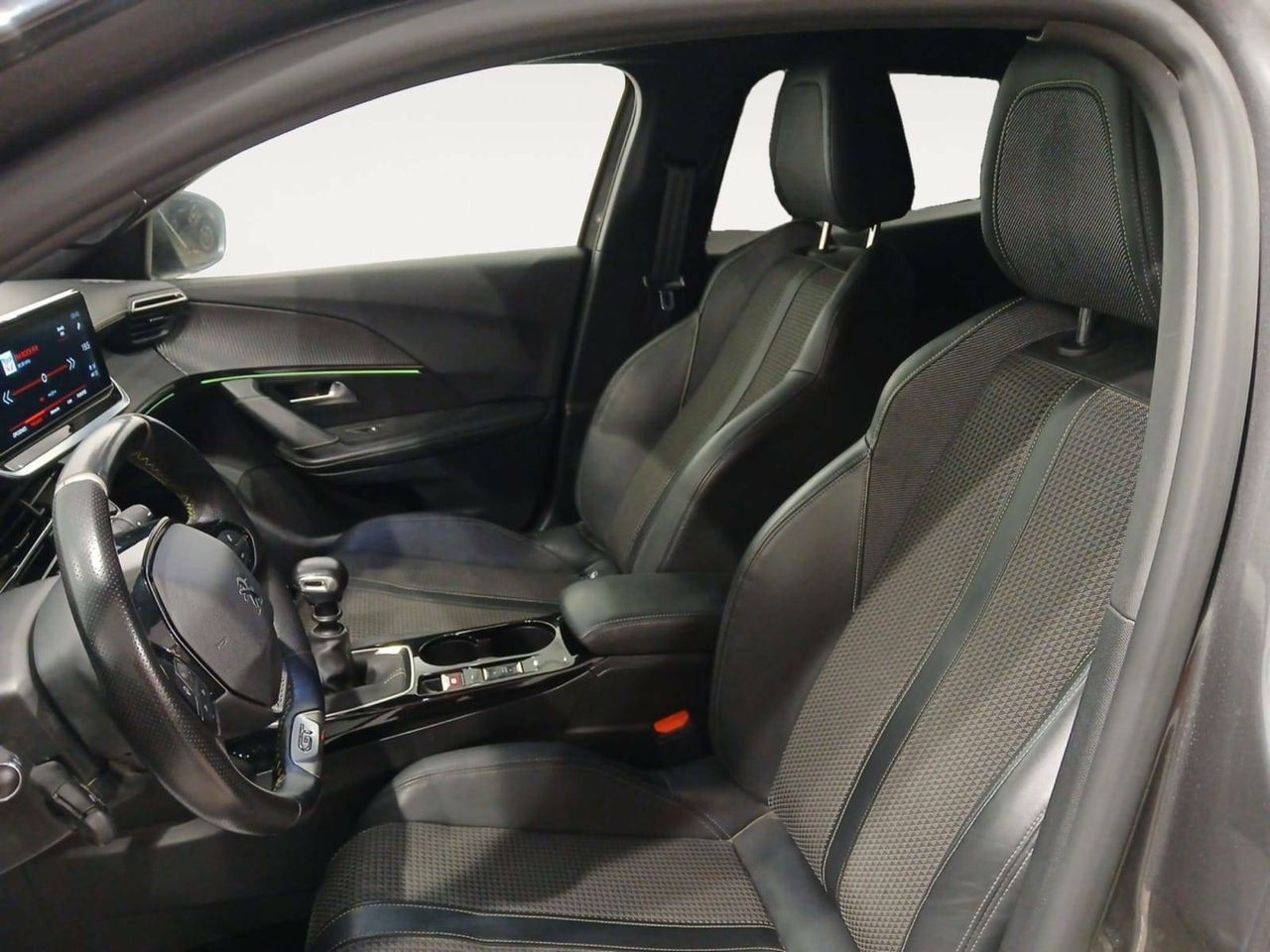 Foto Peugeot 2008 9