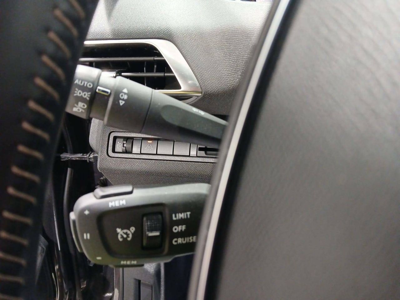 Foto Peugeot 3008 13
