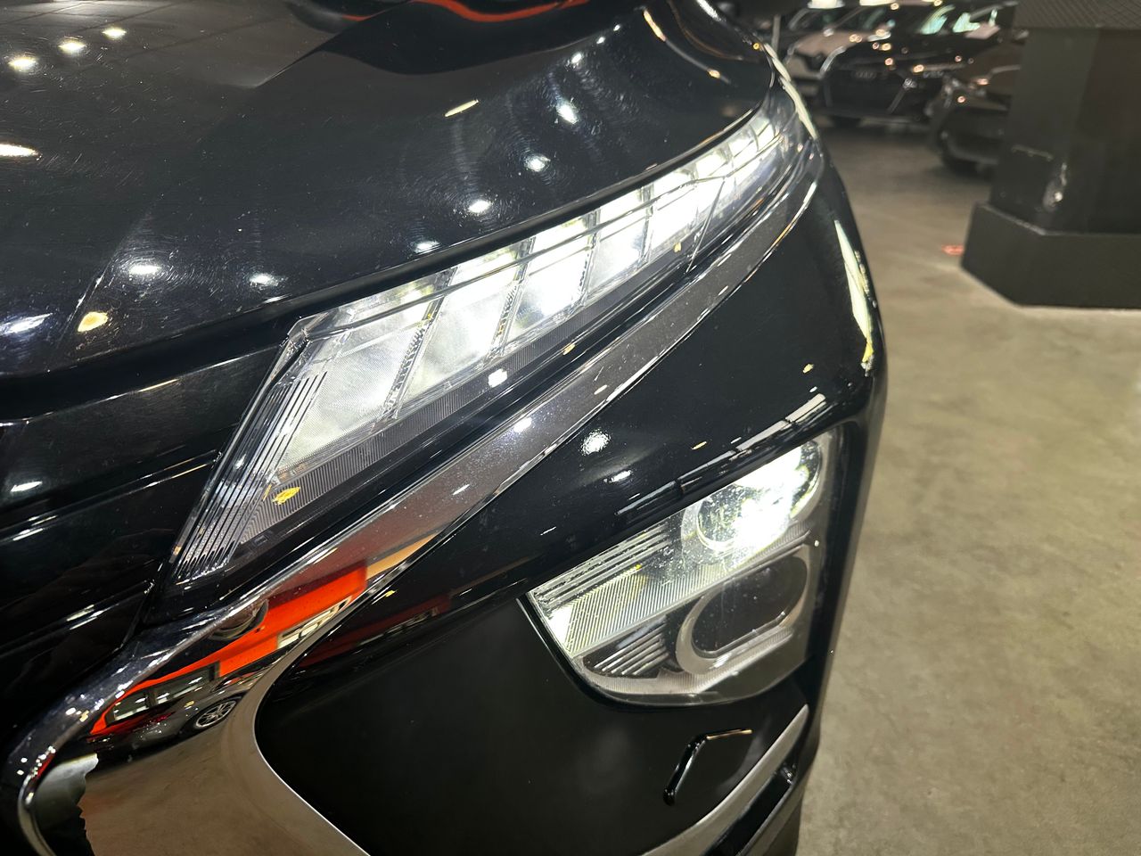 Foto Mitsubishi Eclipse Cross 23