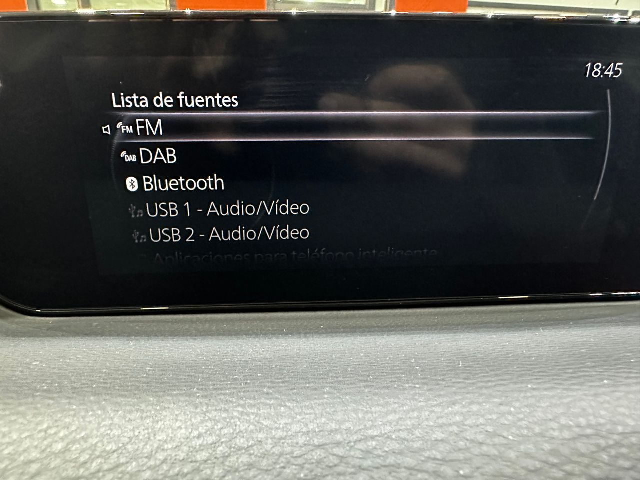 Foto Mazda MX-30 19