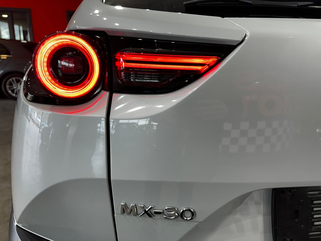 Foto Mazda MX-30 26