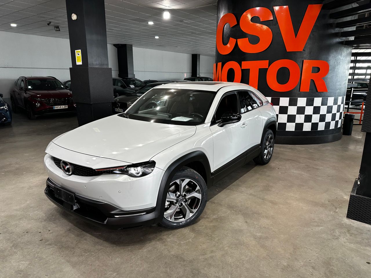 Foto Mazda MX-30 1