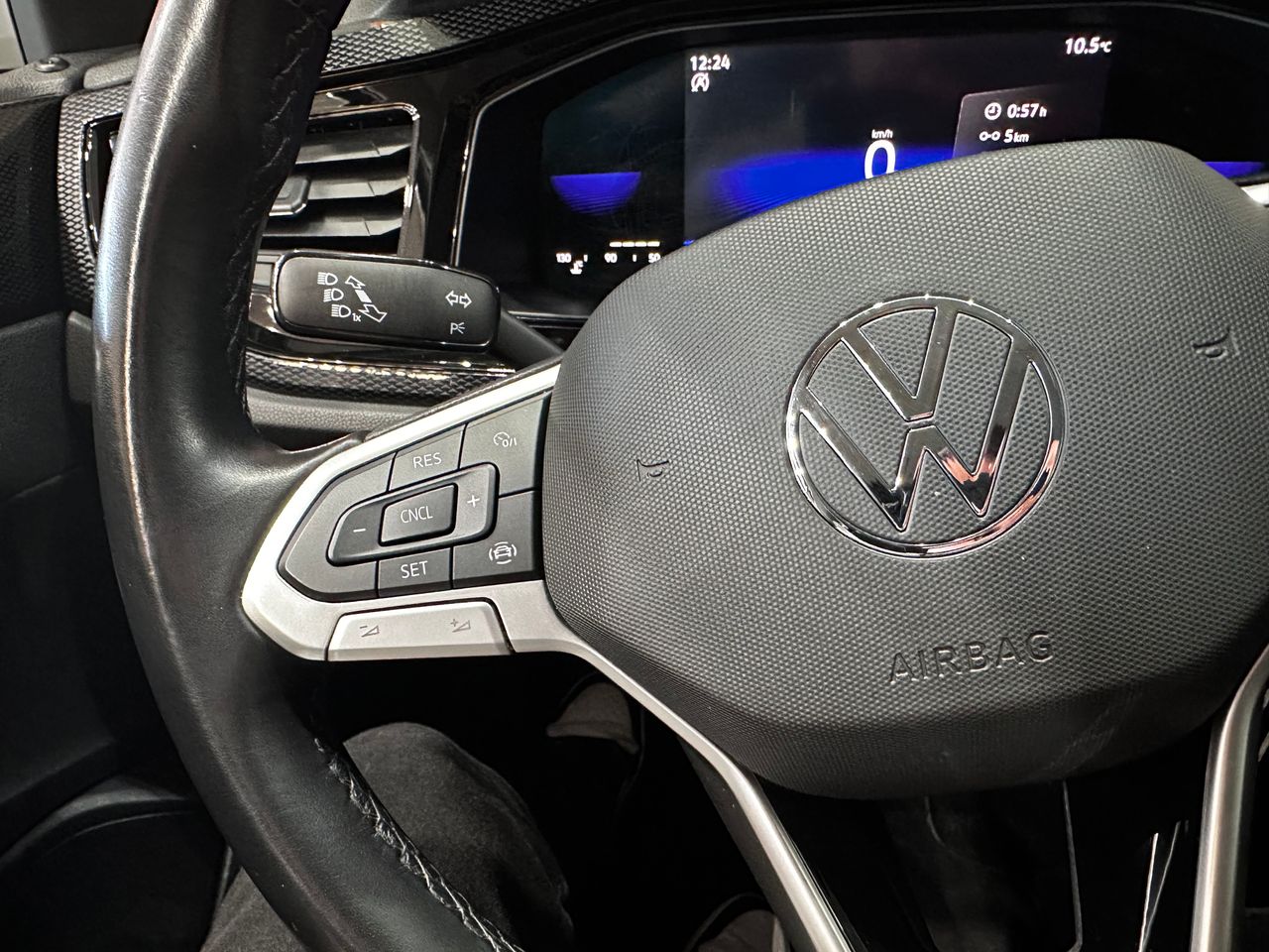 Foto Volkswagen Taigo 16