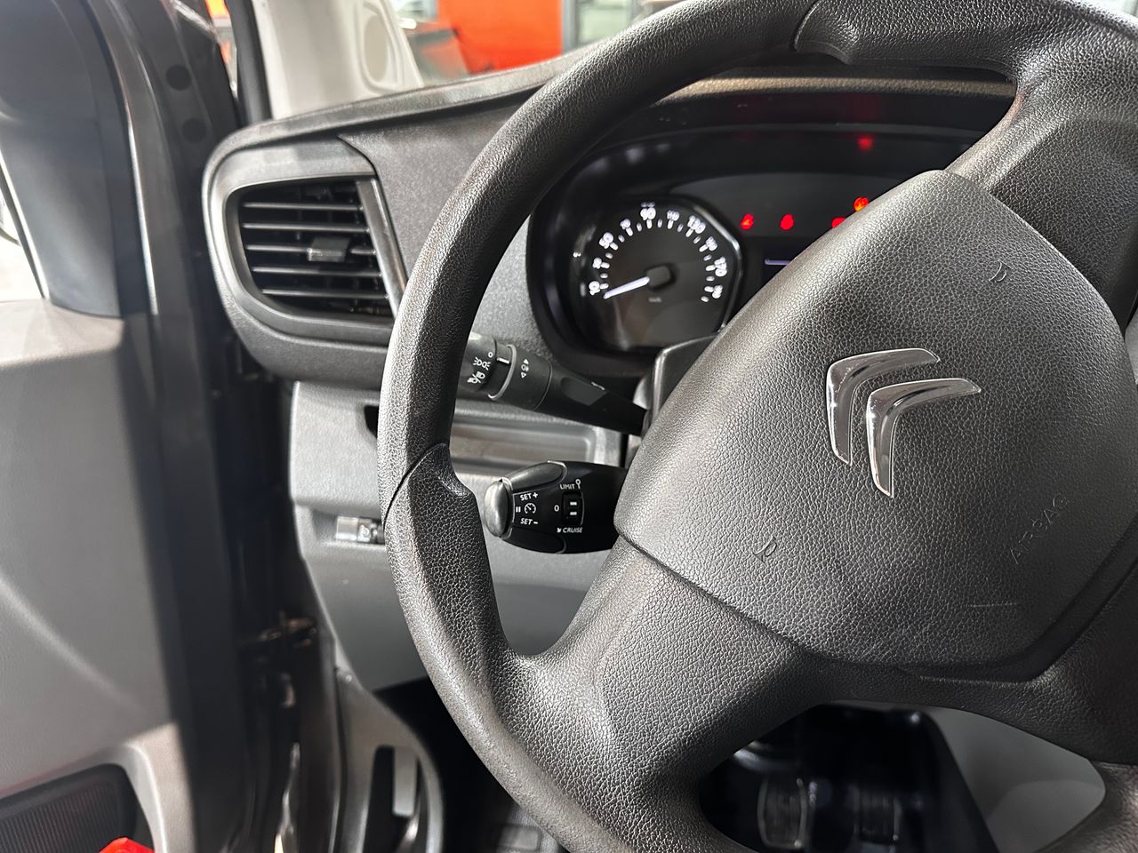 Foto Citroën Jumpy 9