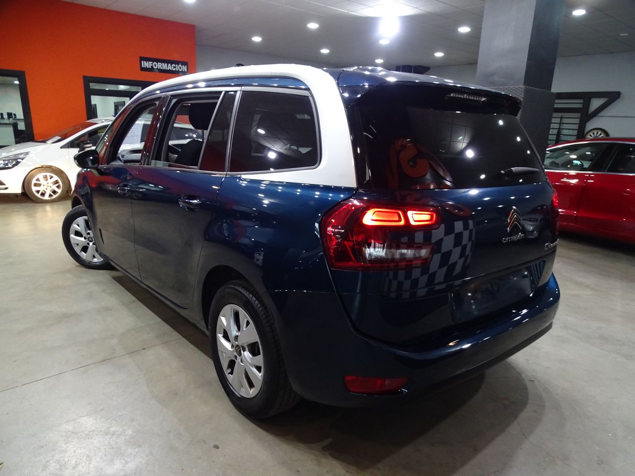 Foto Citroën C4 Spacetourer 5