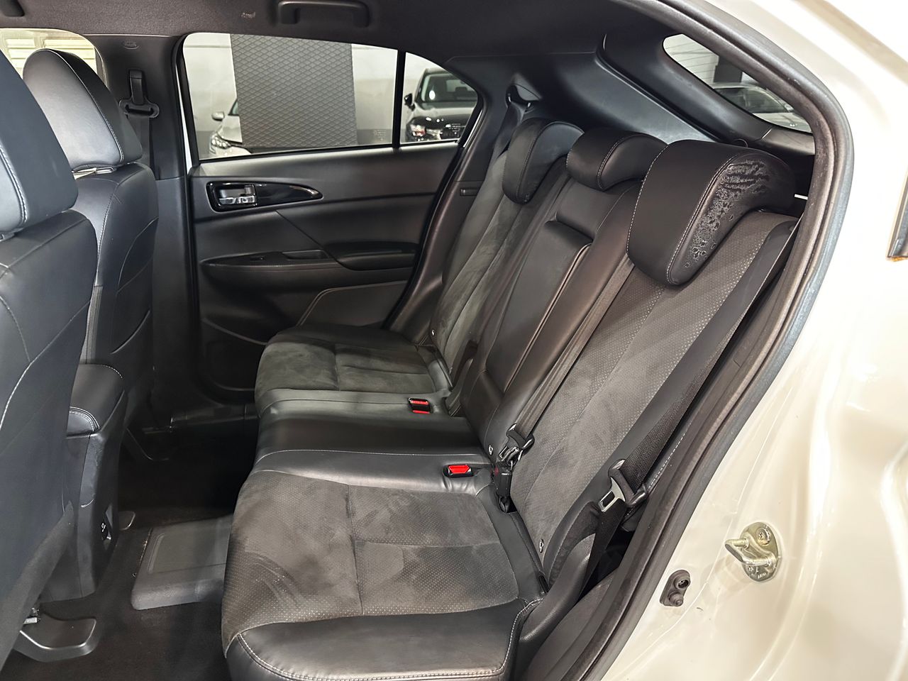 Foto Mitsubishi Eclipse Cross 10