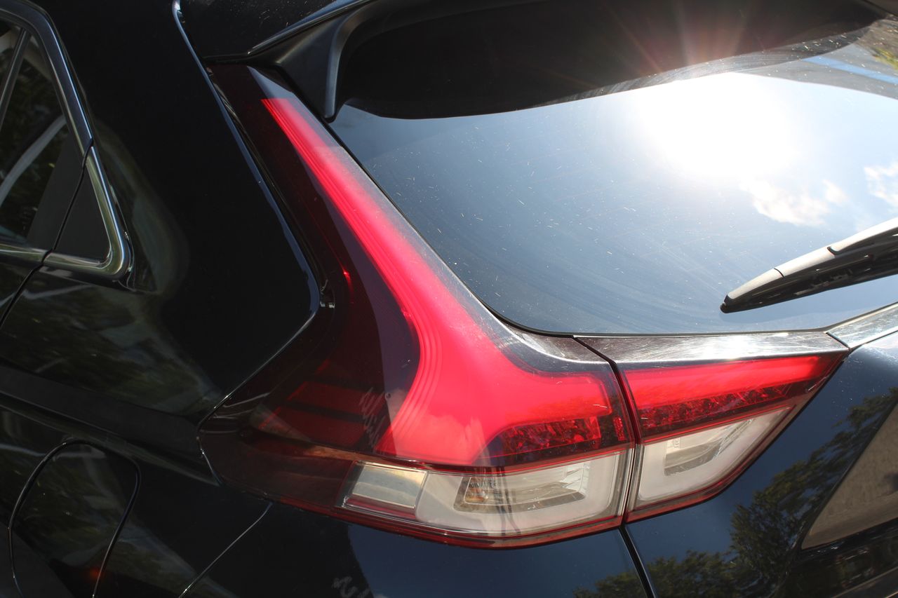 Foto Mitsubishi Eclipse Cross 30