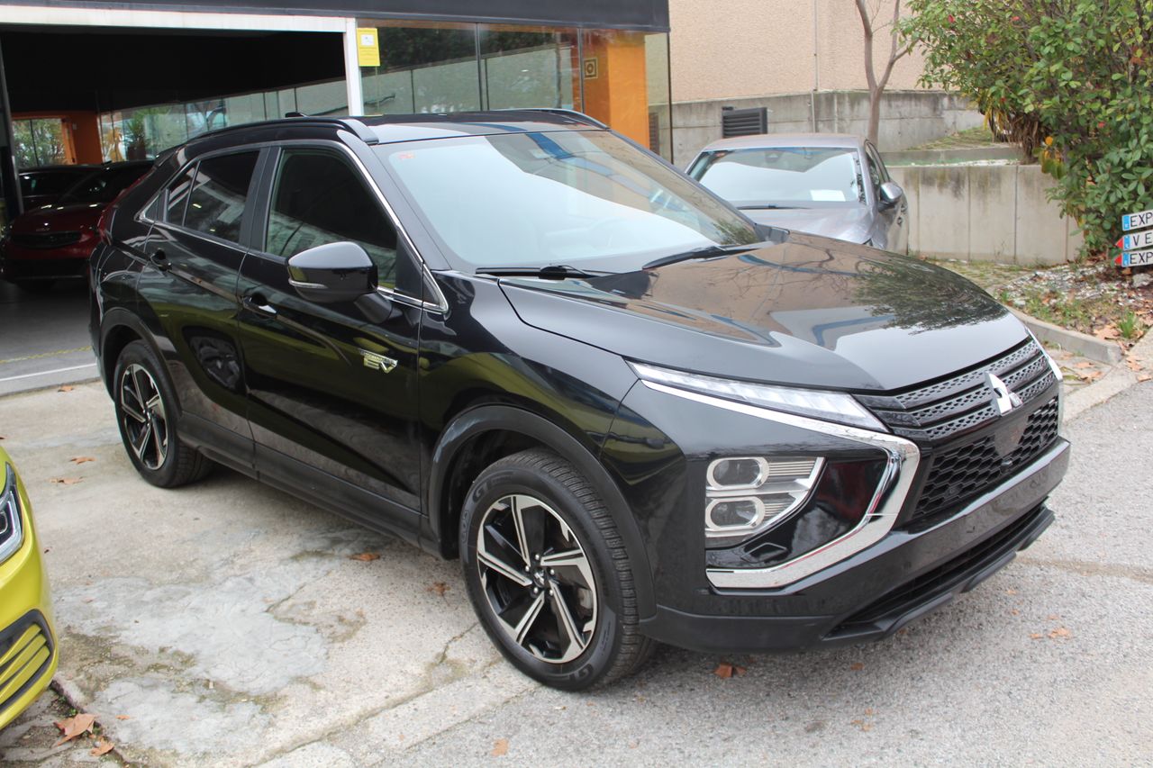 Foto Mitsubishi Eclipse Cross 4