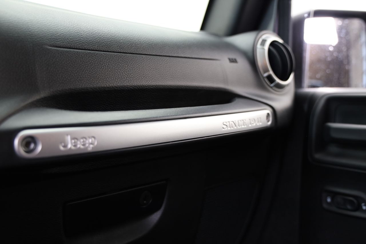 Foto Jeep Wrangler 24
