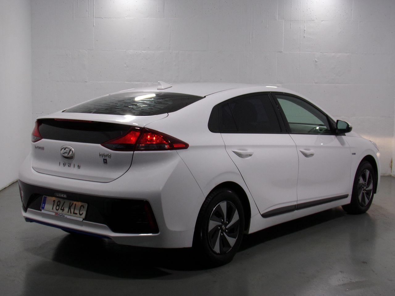 Foto Hyundai IONIQ 16