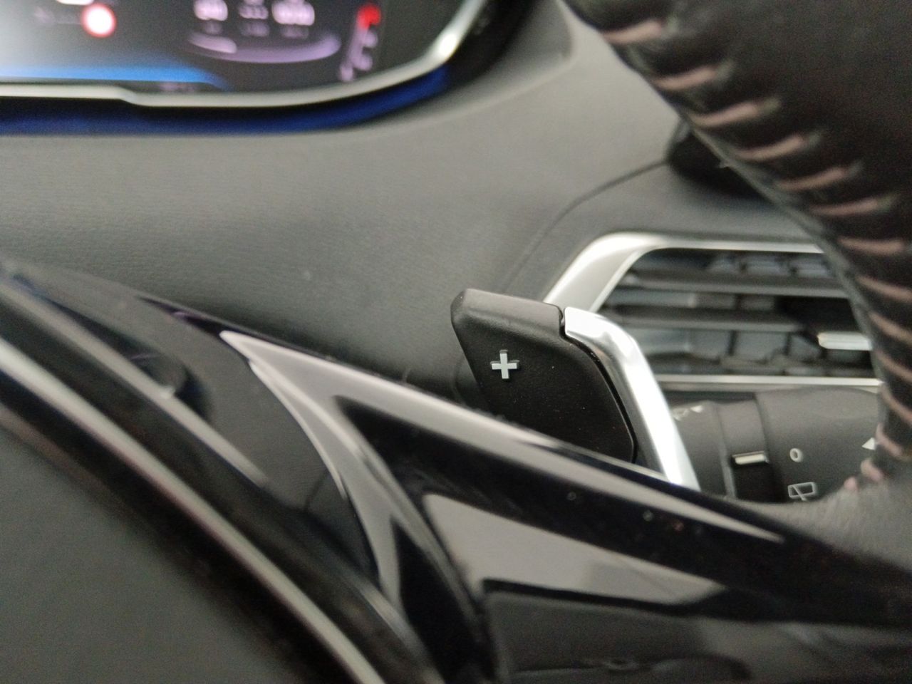 Foto Peugeot 5008 28