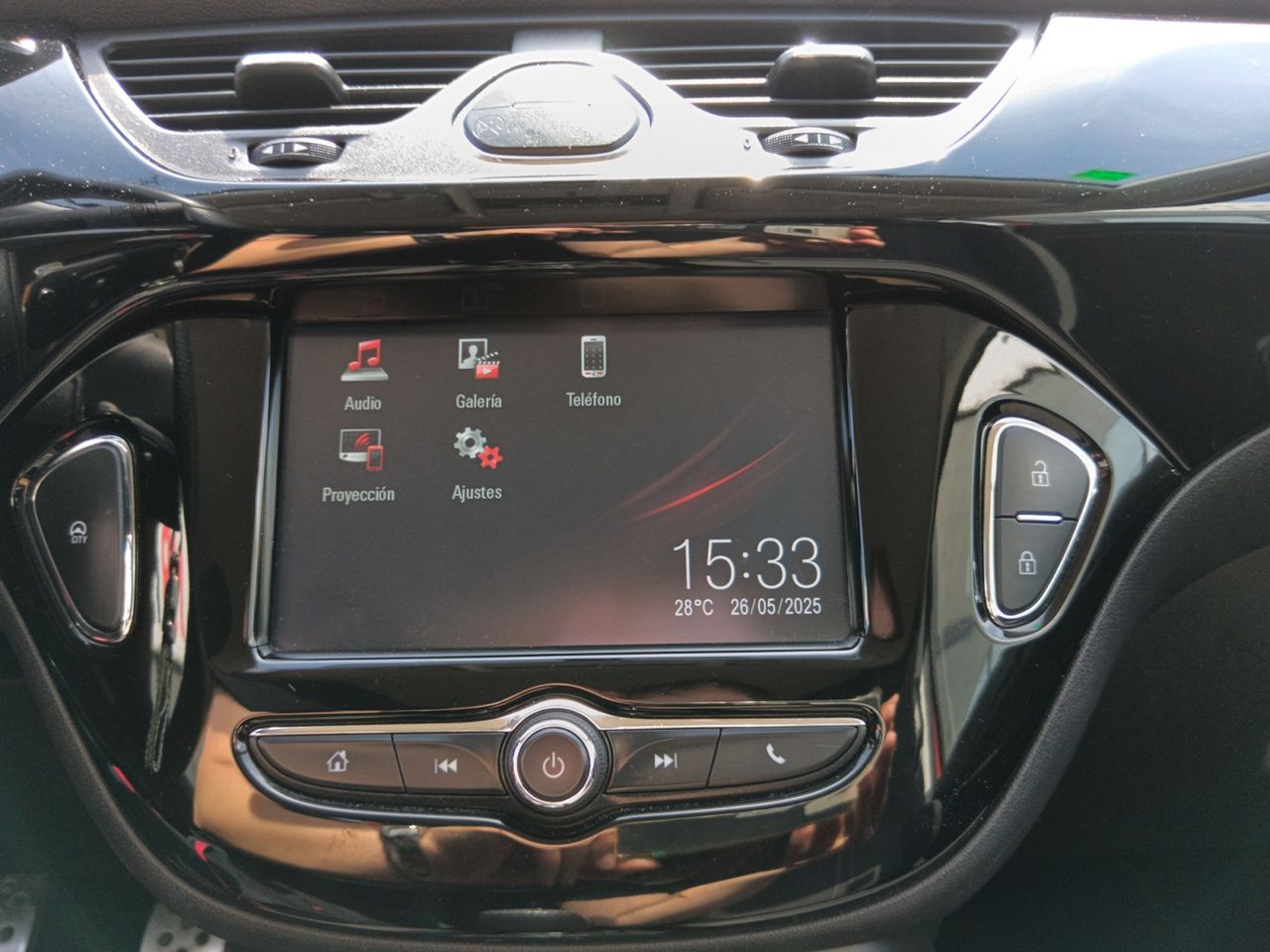 Foto Opel Corsa 14