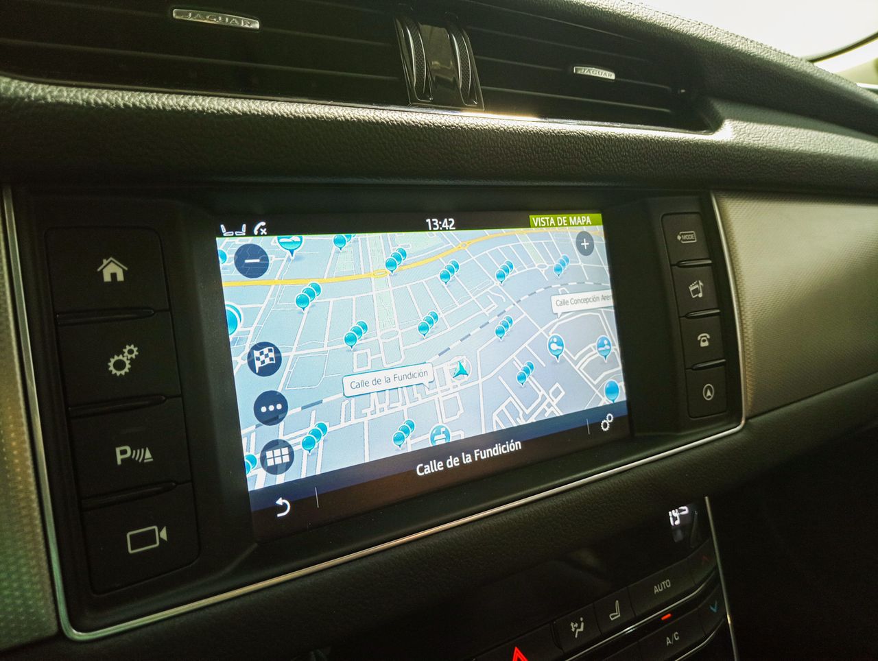 Foto Jaguar XF 29