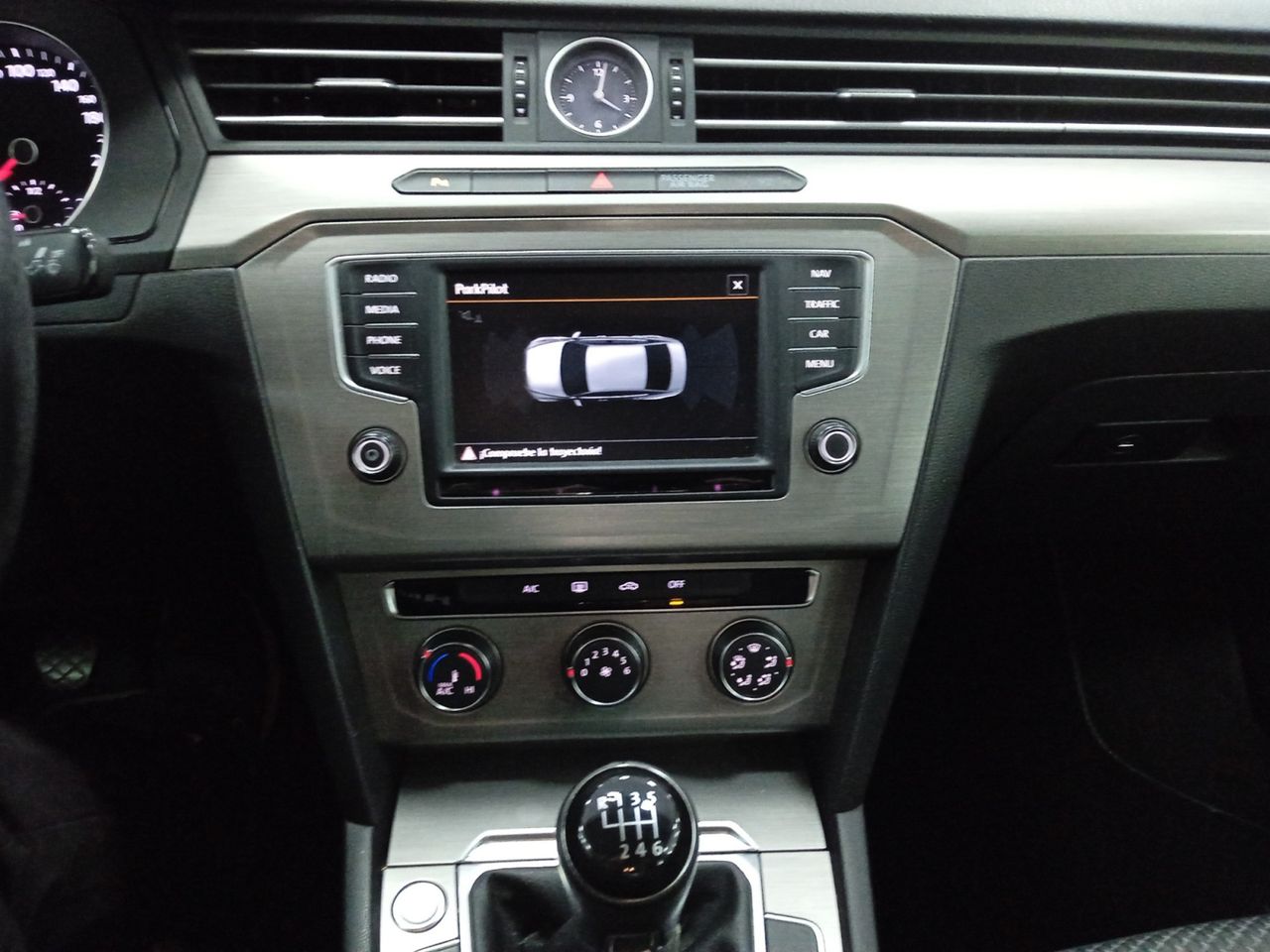 Foto Volkswagen Passat 14