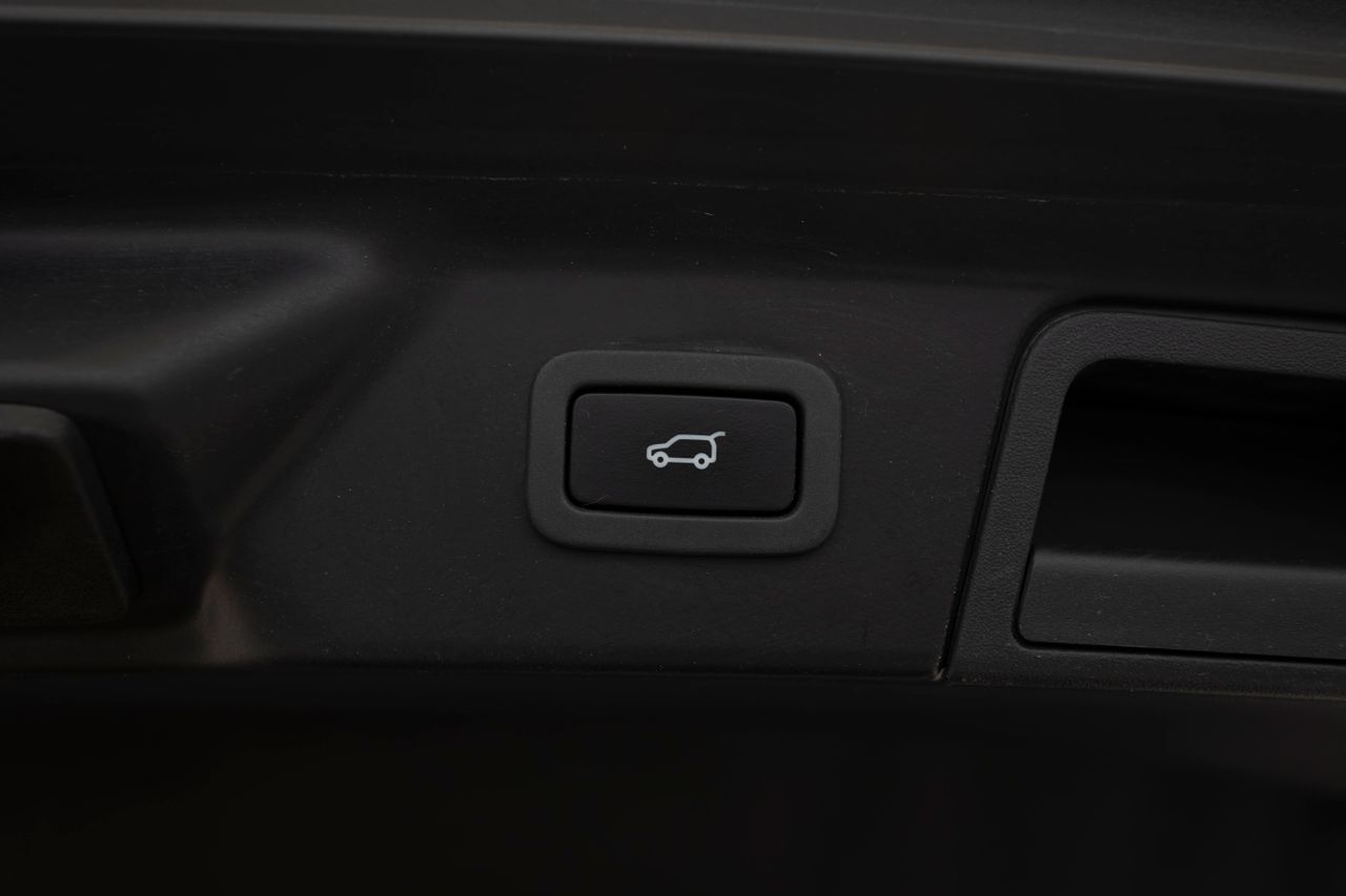Foto Land-Rover Range Rover Velar 10
