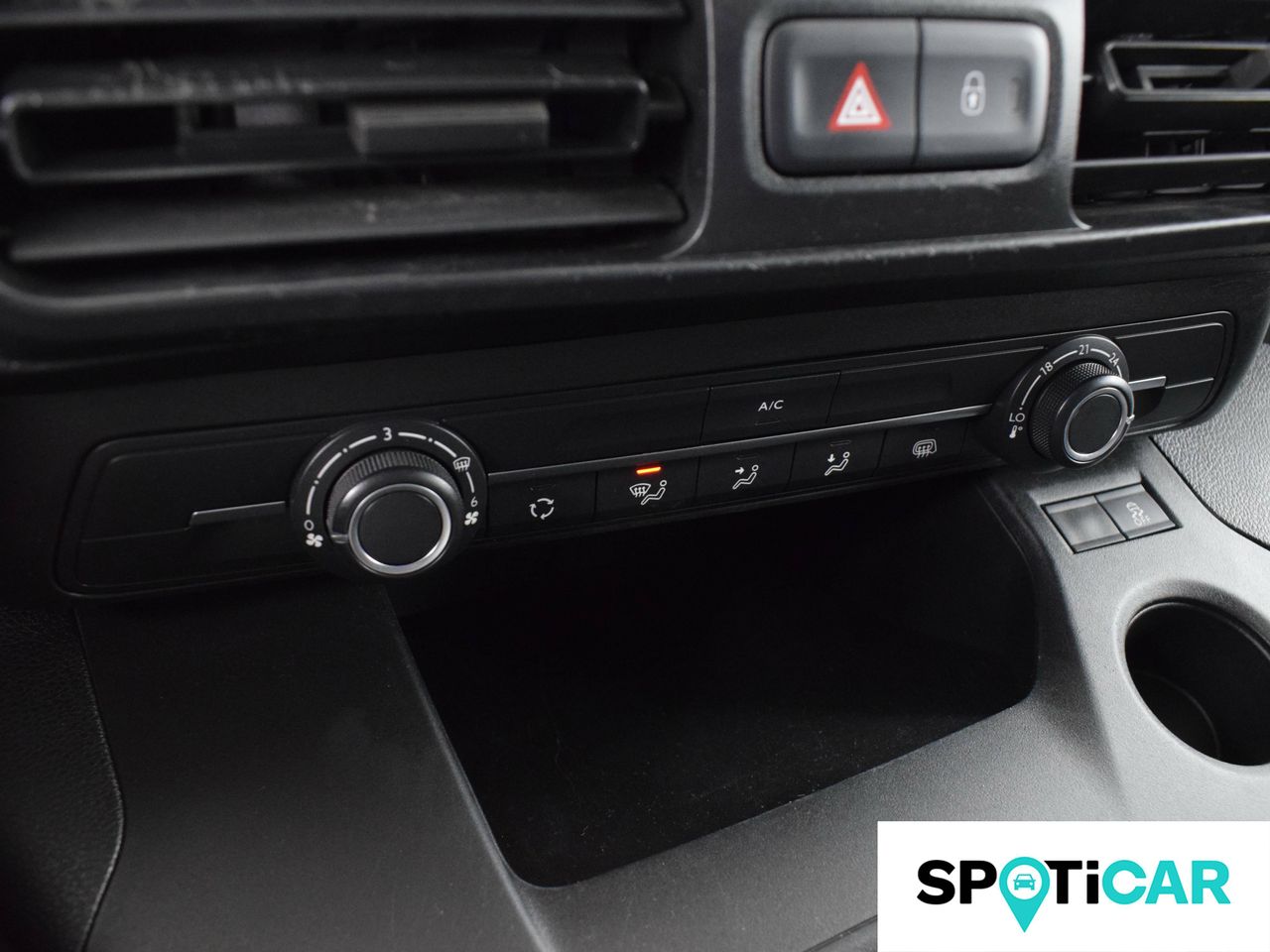 Foto Citroën Berlingo 17