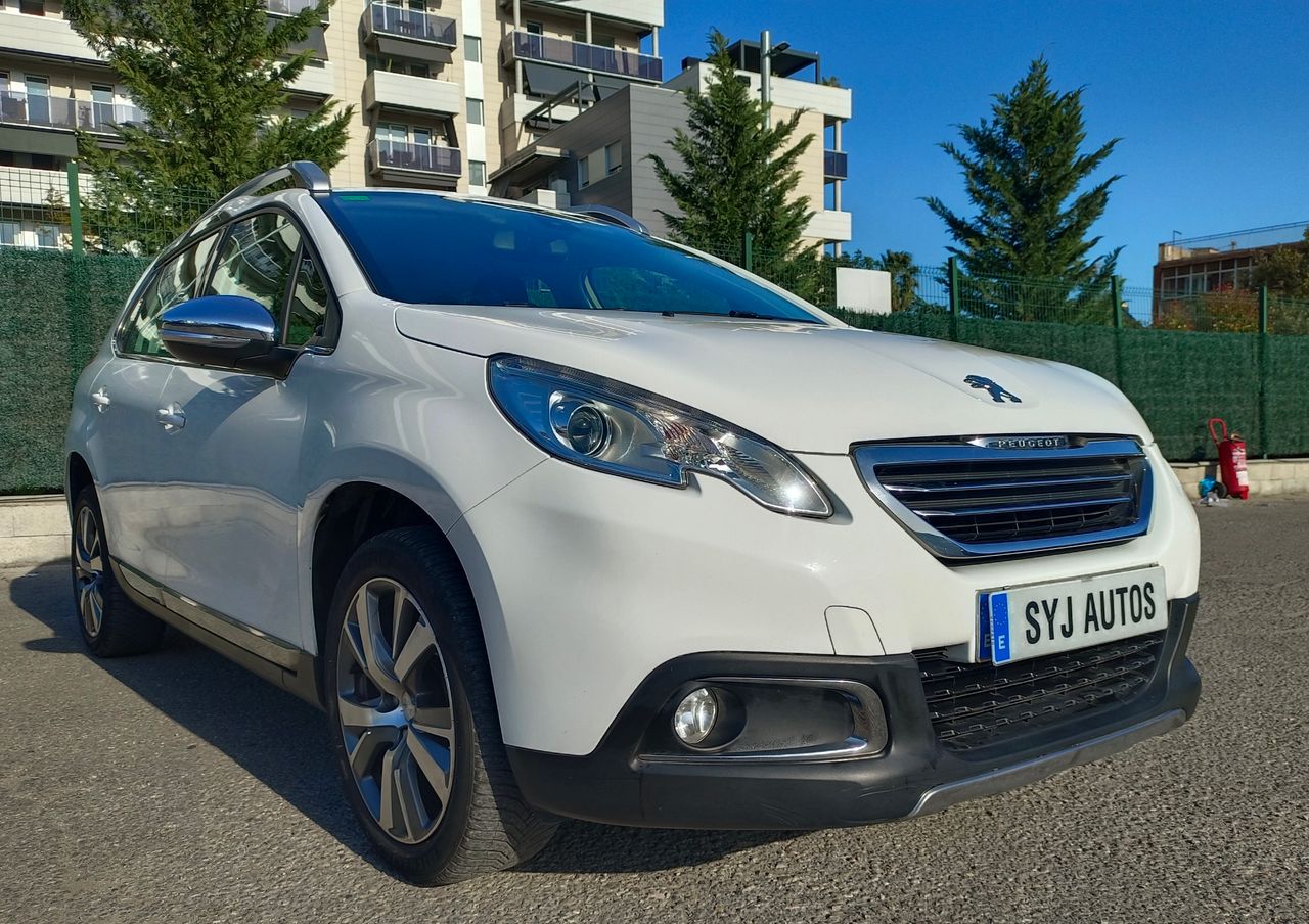 Foto Peugeot 2008 1