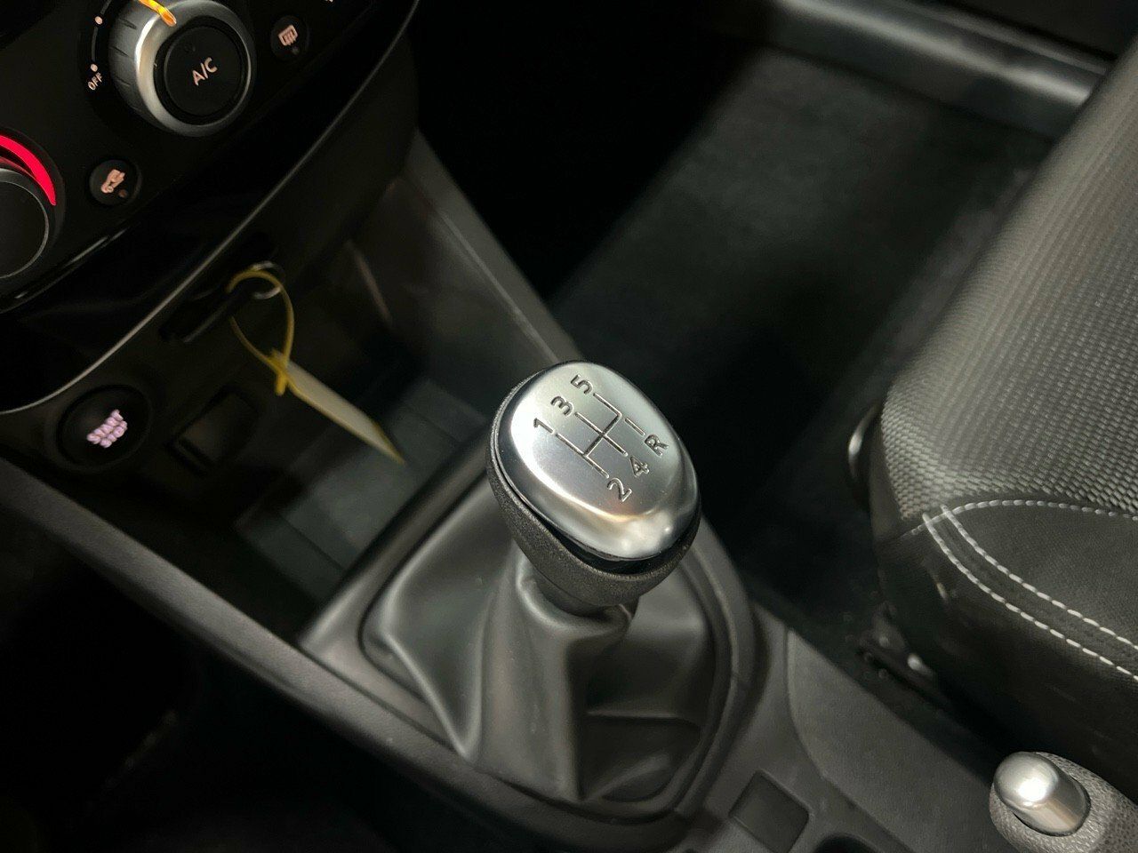 Foto Renault Clio 17