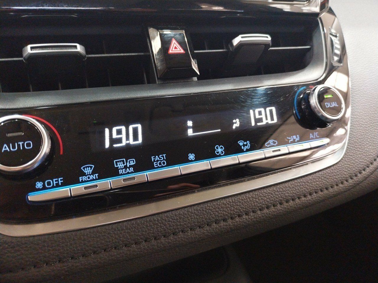 Foto Toyota Corolla 12
