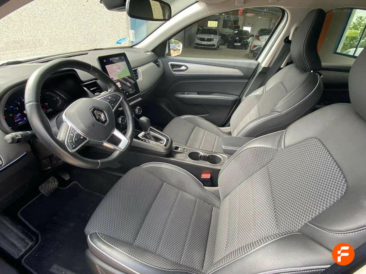 Foto Renault Arkana 18