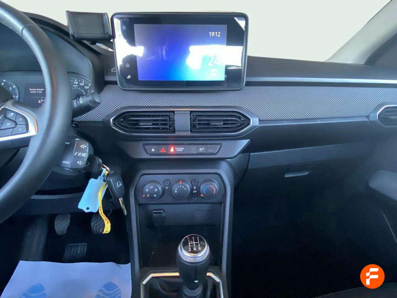 Foto Dacia Sandero 9