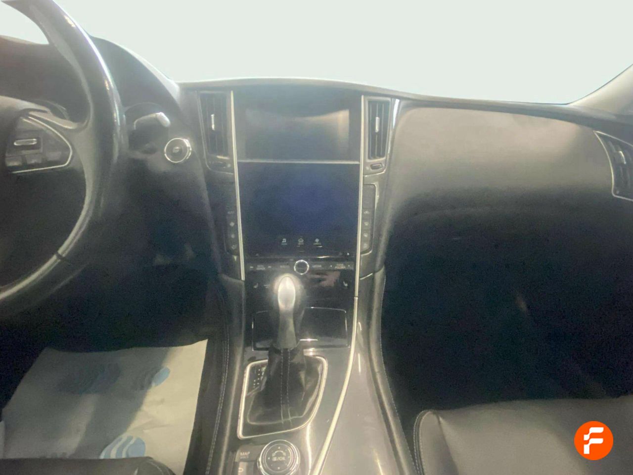 Foto Infiniti Q50 11